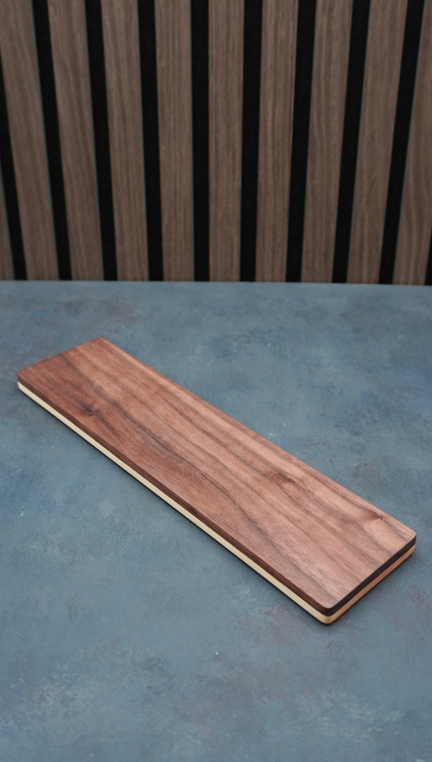 The Keep - Magnetised Solid Walnut & Maple 10x 32mm Model Display
